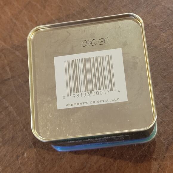 Vermont’s Original Bag Balm, Skin & Body Moisturizer for Dry Skin, 8oz Tin New - Picture 5 of 7